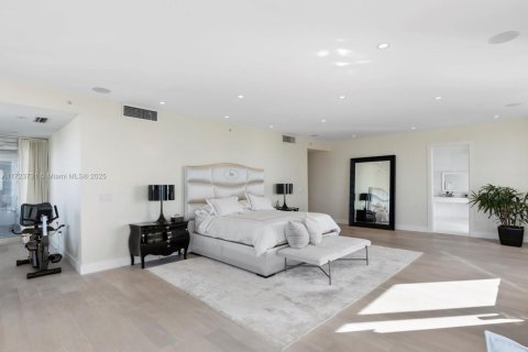 Condominio en venta en Miami, Florida, 3 dormitorios № 1763916 - foto 28