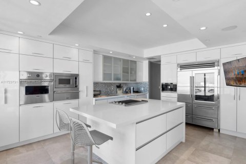 Condominio en venta en Miami, Florida, 3 dormitorios № 1763916 - foto 20