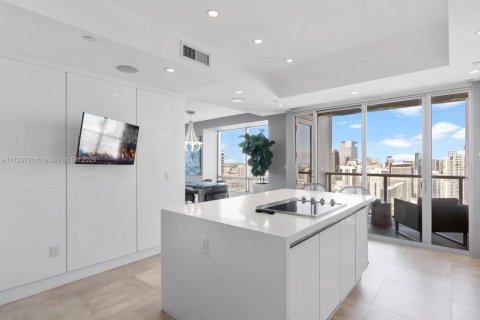 Condominio en venta en Miami, Florida, 3 dormitorios № 1763916 - foto 18
