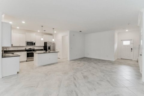 Villa ou maison à louer à Hudson, Floride: 3 chambres, 192.49 m2 № 2407147 - photo 5