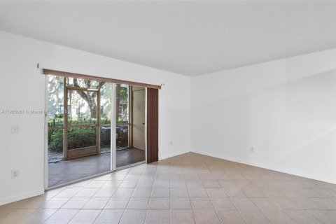 Copropriété à vendre à Hollywood, Floride: 1 chambre, 49.89 m2 № 1965764 - photo 5