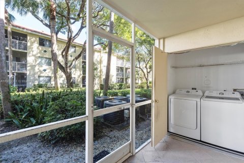 Copropriété à vendre à Hollywood, Floride: 1 chambre, 49.89 m2 № 1965764 - photo 15