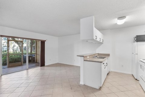 Copropriété à vendre à Hollywood, Floride: 1 chambre, 49.89 m2 № 1965764 - photo 3