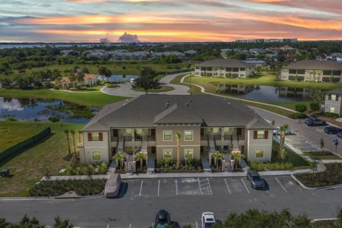 Condominio en venta en Port Charlotte, Florida, 2 dormitorios, 150.13 m2 № 1919225 - foto 1