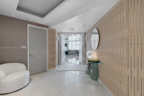 Condo in Sunny Isles Beach, Florida, 4 bedrooms № 1936843 - photo 14