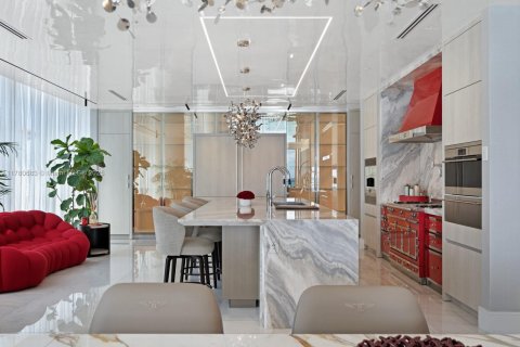 Condo in Sunny Isles Beach, Florida, 4 bedrooms № 1936843 - photo 23