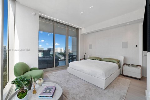 Condo in Sunny Isles Beach, Florida, 4 bedrooms № 1936843 - photo 4