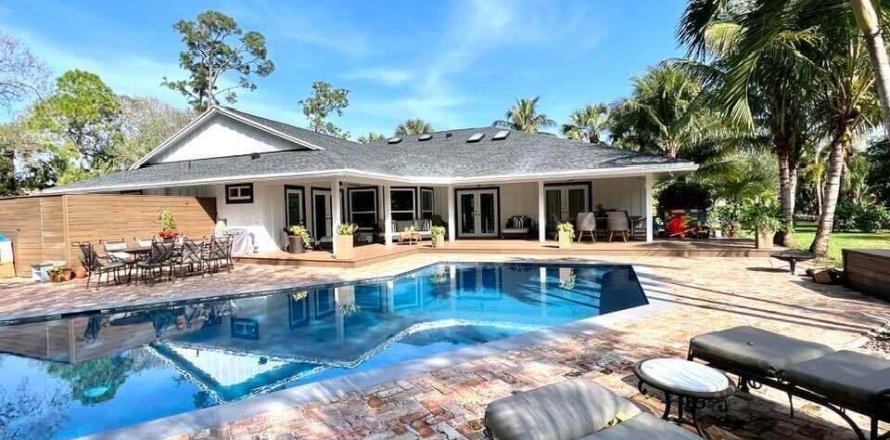 Villa ou maison à Wellington, Floride 5 chambres, 266.16 m2 № 2146755