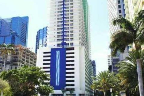 Condo in Miami, Florida  № 1766750 - photo 1