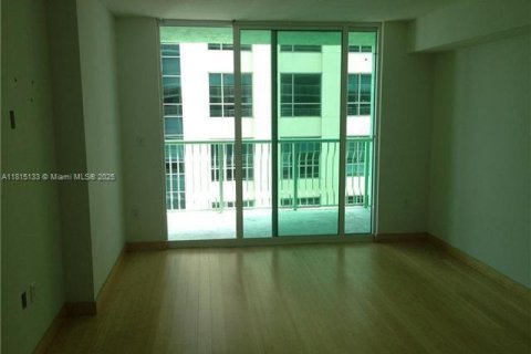 Condo in Miami, Florida  № 1766750 - photo 6