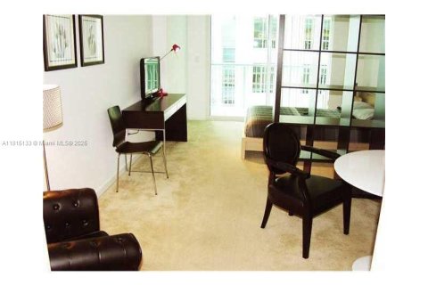 Condo in Miami, Florida  № 1766750 - photo 11