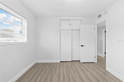 Casa en venta en Tampa, Florida, 3 dormitorios, 108.05 m2 № 1846809 - foto 24