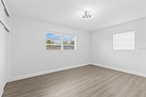 Casa en venta en Tampa, Florida, 3 dormitorios, 108.05 m2 № 1846809 - foto 25