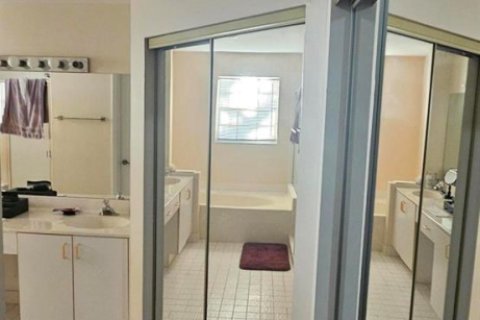 Adosado en venta en Coral Springs, Florida, 3 dormitorios, 195.56 m2 № 2085016 - foto 29