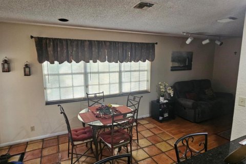 Adosado en venta en Coral Springs, Florida, 3 dormitorios, 195.56 m2 № 2085016 - foto 20