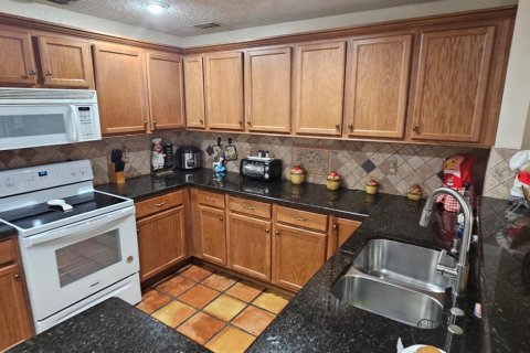Adosado en venta en Coral Springs, Florida, 3 dormitorios, 195.56 m2 № 2085016 - foto 15