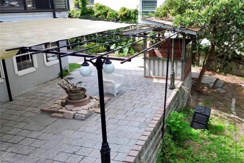 House in Orlando, Florida 5 bedrooms, 163.51 sq.m. № 1757611 - photo 6