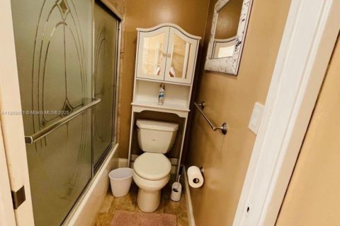 Copropriété à louer à Sunny Isles Beach, Floride: 1 chambre, 71.26 m2 № 1865231 - photo 14