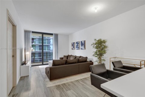 Copropriété à louer à Miami, Floride: 1 chambre, 84.82 m2 № 2065586 - photo 4