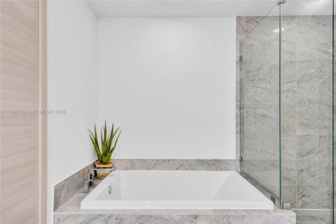 Copropriété à louer à Miami, Floride: 1 chambre, 84.82 m2 № 2065586 - photo 29