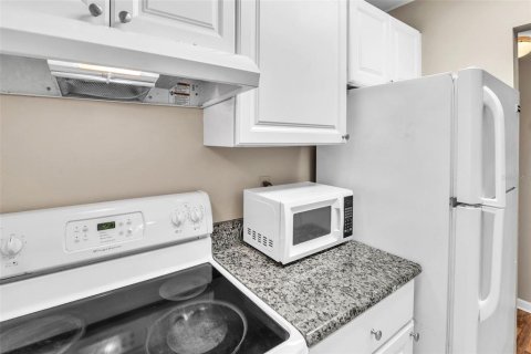Copropriété à vendre à Clearwater, Floride: 2 chambres, 75.53 m2 № 1528204 - photo 25