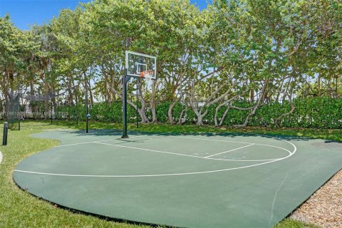 Снять в аренду кондоминиум в Холливуд, Флорида 1 спальня, 65.4м2, № 1943537 - фото 27