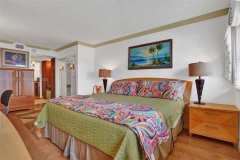 Снять в аренду кондоминиум в Холливуд, Флорида 1 спальня, 65.4м2, № 1943537 - фото 9