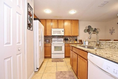 Casa en venta en Kissimmee, Florida, 4 dormitorios, 189.33 m2 № 2199054 - foto 3