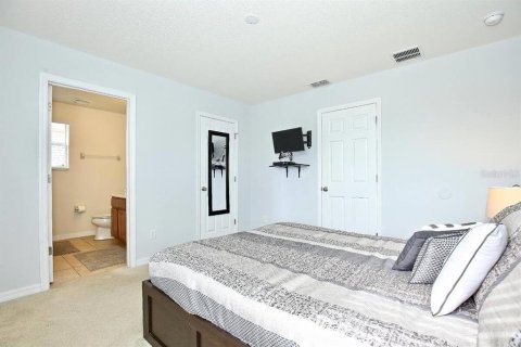 Casa en venta en Kissimmee, Florida, 4 dormitorios, 189.33 m2 № 2199054 - foto 12