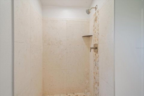 House in Englewood, Florida 2 bedrooms, 92.81 sq.m. № 1851357 - photo 19