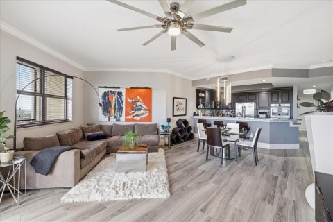 Condo in Fort Myers, Florida, 3 bedrooms № 2222332 - photo 13