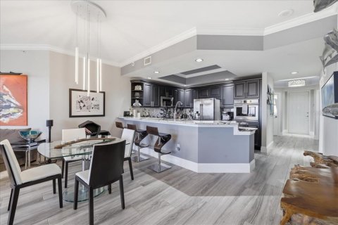 Condo in Fort Myers, Florida, 3 bedrooms  № 2222332 - photo 30