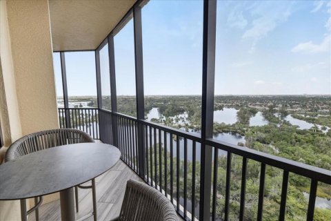Condo in Fort Myers, Florida, 3 bedrooms № 2222332 - photo 29