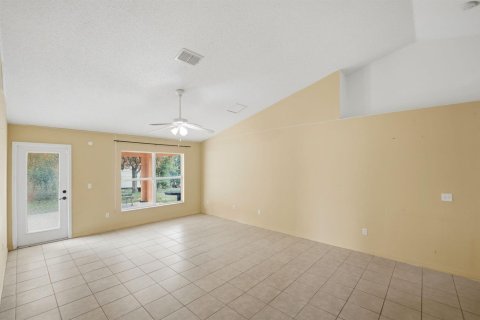 House in Port St. Lucie, Florida 4 bedrooms, 226.12 sq.m. № 2083534 - photo 5