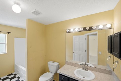 House in Port St. Lucie, Florida 4 bedrooms, 226.12 sq.m. № 2083534 - photo 24