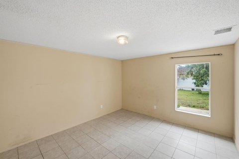 House in Port St. Lucie, Florida 4 bedrooms, 226.12 sq.m. № 2083534 - photo 27