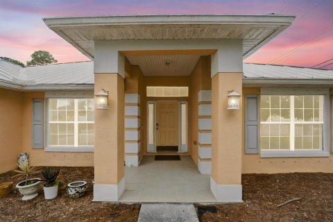 House in Port St. Lucie, Florida 4 bedrooms, 226.12 sq.m. № 2083534 - photo 2