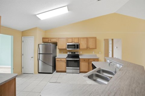 House in Port St. Lucie, Florida 4 bedrooms, 226.12 sq.m. № 2083534 - photo 10
