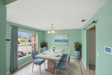 House in Port St. Lucie, Florida 4 bedrooms, 226.12 sq.m. № 2083534 - photo 20