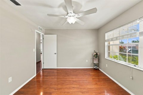Villa ou maison à vendre à Palm Harbor, Floride: 3 chambres, 129.23 m2 № 2431741 - photo 27
