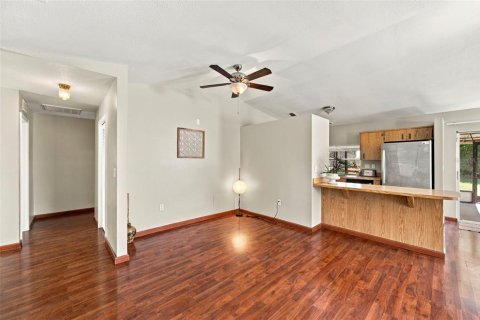 Villa ou maison à vendre à Palm Harbor, Floride: 3 chambres, 129.23 m2 № 2431741 - photo 10