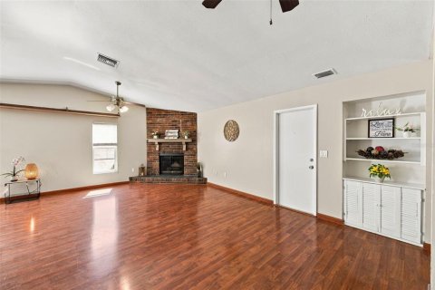 Villa ou maison à vendre à Palm Harbor, Floride: 3 chambres, 129.23 m2 № 2431741 - photo 8