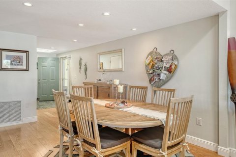 Condo in Cortez, Florida, 3 bedrooms  № 1558493 - photo 17