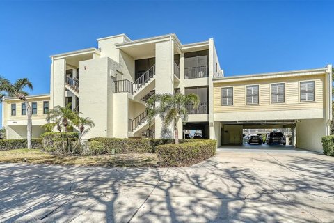 Condo in Cortez, Florida, 3 bedrooms  № 1558493 - photo 3