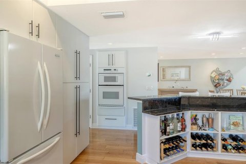 Condo in Cortez, Florida, 3 bedrooms  № 1558493 - photo 22