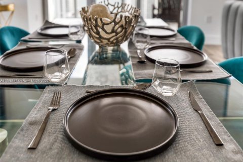 Condominio en venta en Hallandale Beach, Florida, 3 dormitorios, 146.51 m2 № 2034451 - foto 14