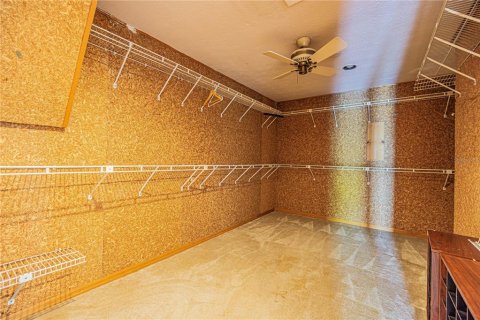 Снять в аренду виллу или дом в Одесса, Флорида 5 спален, 384.8м2, № 2092920 - фото 18