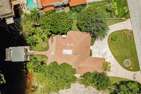 Снять в аренду виллу или дом в Одесса, Флорида 5 спален, 384.8м2, № 2092920 - фото 9