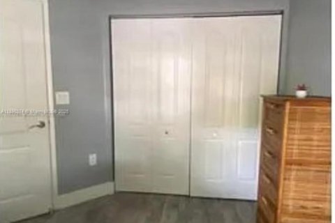 Villa ou maison à louer à Cutler Bay, Floride: 3 chambres, 127.55 m2 № 1946915 - photo 6