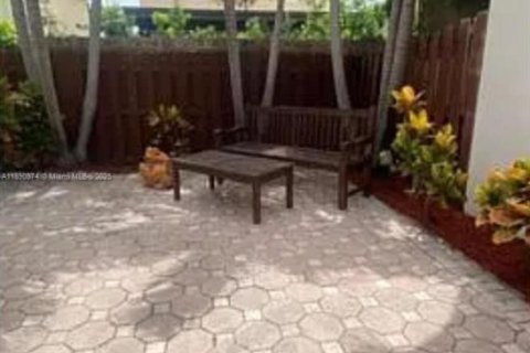 Villa ou maison à louer à Cutler Bay, Floride: 3 chambres, 127.55 m2 № 1946915 - photo 8